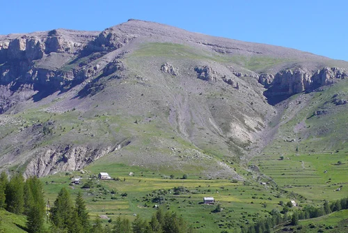 Randonnée Le hameau de la Colle — Péone