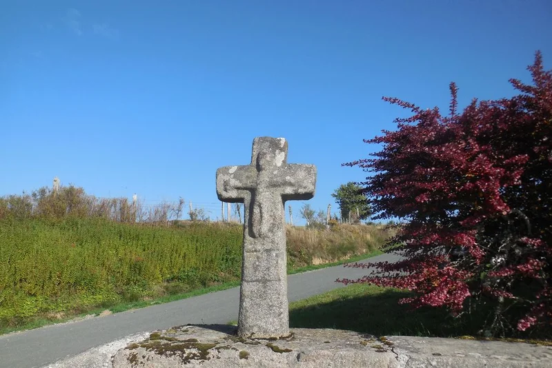 Randonnée Le circuit des croix — Féniers