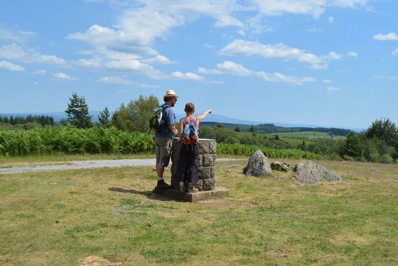 Randonnée Le chemin du sommet des Agriers — Lamazière-Haute