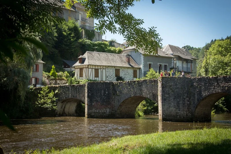 Randonnée Du lac aux deux moulins — Vigeois