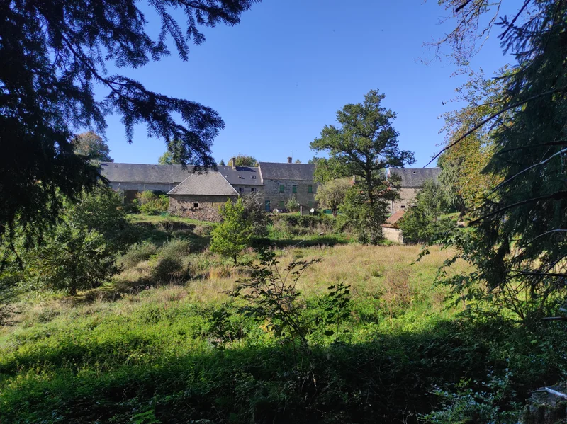 Randonnée Au fil des pierres jusqu'à Joux — Gentioux-Pigerolles