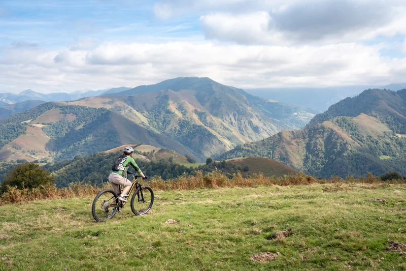VTT 16 - Zalhagaña Bezkoï — Menditte