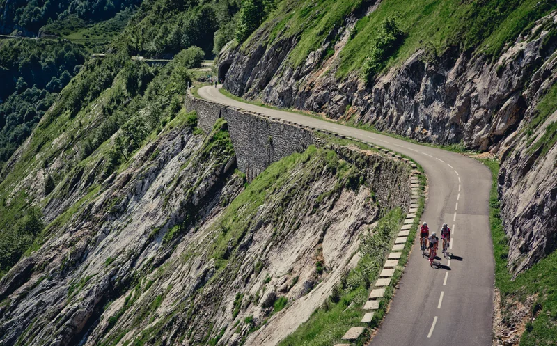 Vélo de route Col du Soulor — Asson