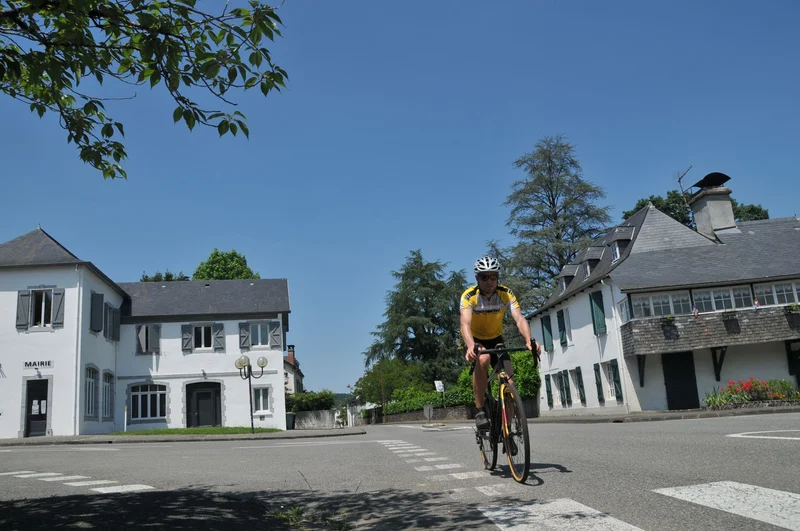 Vélo de route Route N°21 - Oloron-Montory, les collines du Pays basque — Oloron-Sainte-Marie
