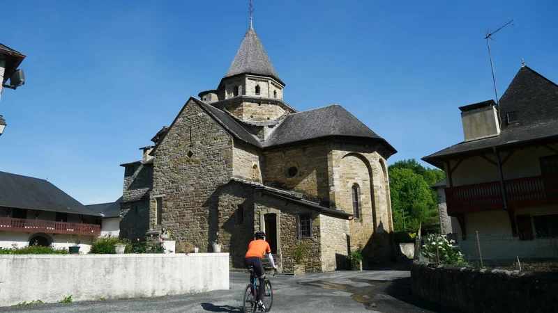 Vélo de route Route N°25 - De la vallée de Josbaig à Barcus — Geüs-d'Oloron