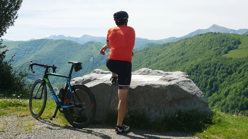 Vélo de route Route N° 5 - Col d'Ahusquy — Menditte