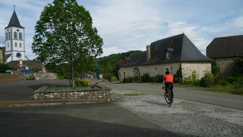 Vélo de route Route N°26 - Sur les traces de Fébus — Oloron-Sainte-Marie