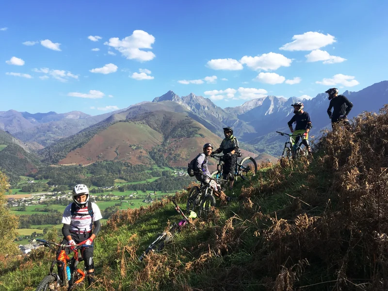 Vélo de route VTT N°42 - Chemin de Pirait — Athas