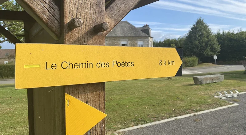 Randonnée Le Chemin des poètes, Durcet - Randonnée à pied en Suisse Normande — Durcet