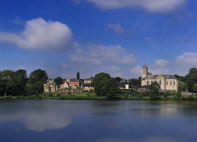 Randonnée Les Etangs, Saint-Evroult-Notre-Dame-du-Bois - Randonnée à pied — Saint-Evroult-Notre-Dame-du-Bois