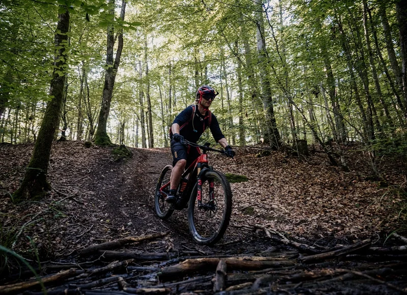 VTT A VTT La Vallée de la Commeauche — La Chapelle-Montligeon