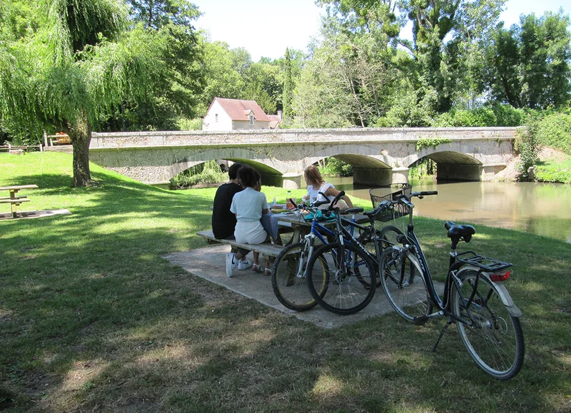 Vélo de route Autour de la Véloscénie à Dorceau - La Route Royale — Rémalard en Perche