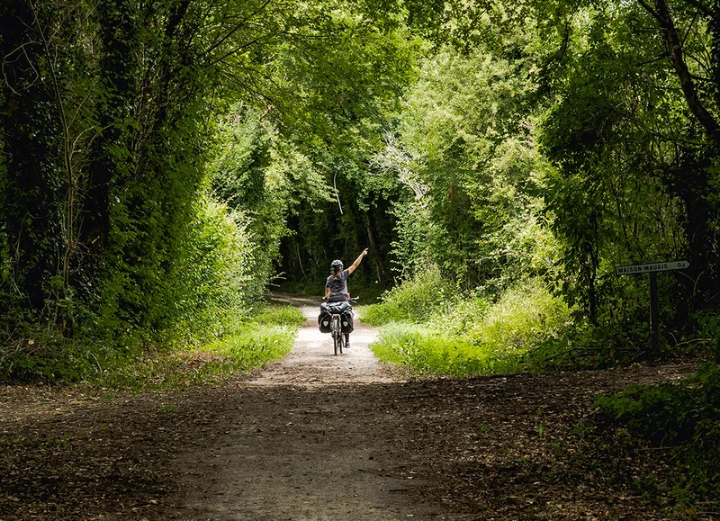 Vélo de route Autour de la Véloscénie à Condé sur Huisne - La Roue Tourne — Sablons sur Huisne
