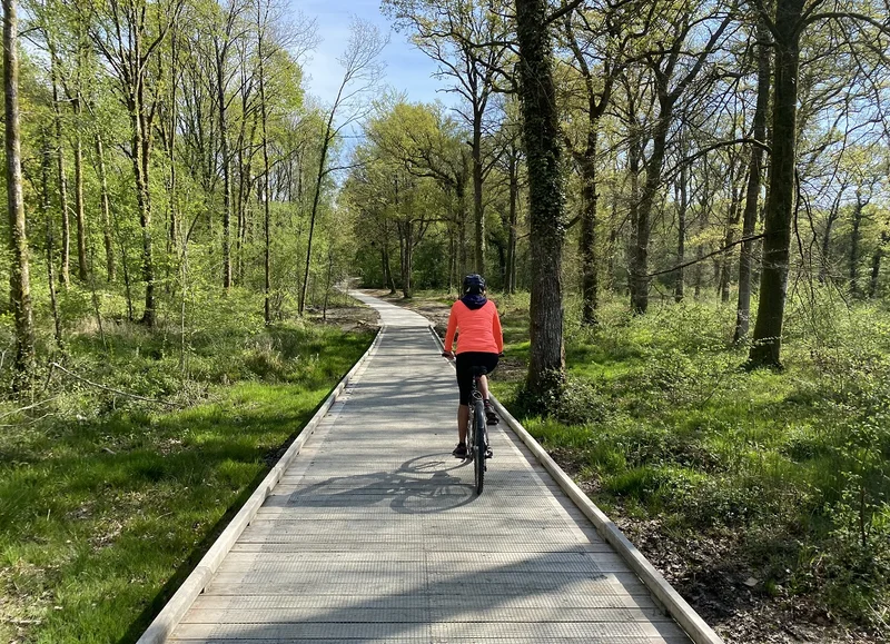 Vélo de route Voie verte : Briouze -  Bagnoles de l'Orne Normandie — Briouze