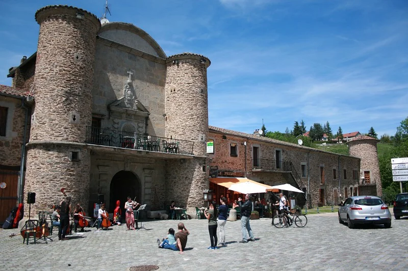 Randonnée Sentier n° 8 Béatrice de Roussillon (Depuis Châteauneuf) — Châteauneuf