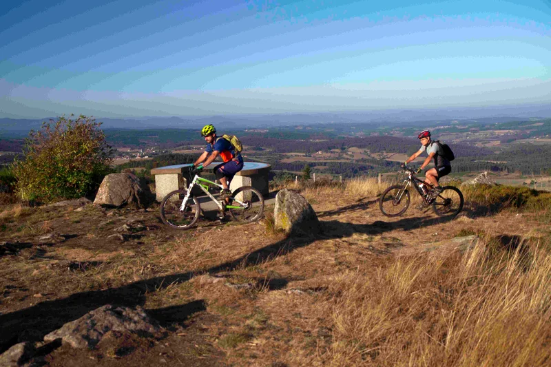 VTT VTT  n°105 Enduro   - Chaussitre - Difficulté bleu — Saint-Régis-du-Coin