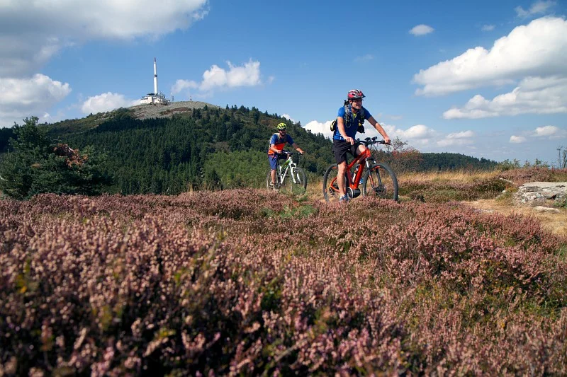 VTT VTT  n°101 Enduro - Col du Gratteau - Difficulté noir - Dénivelé - 1098 m — Véranne