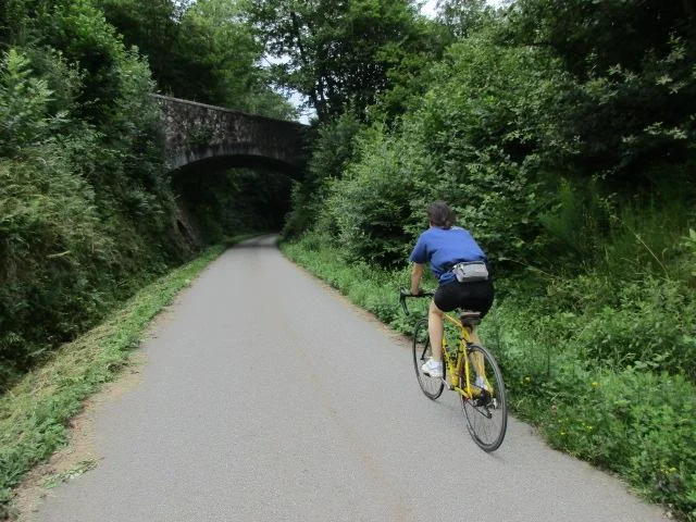 Vélo de route La Vallée de la Déôme par la Via Fluvia — Bourg-Argental