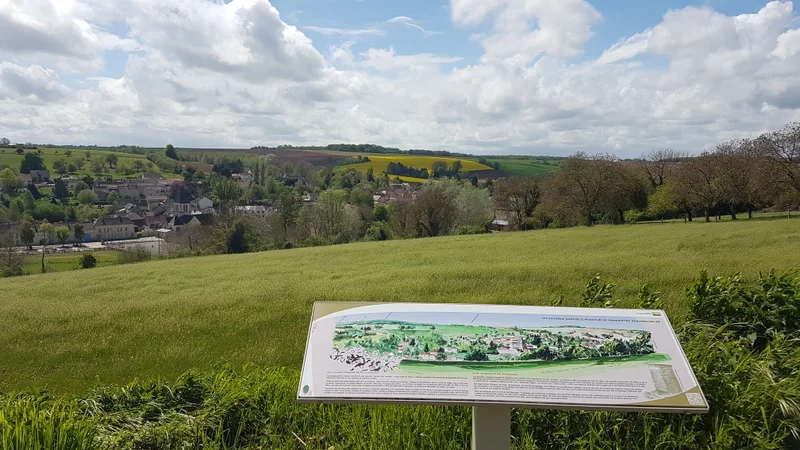Randonnée Sentier du patrimoine de Chaussy — Chaussy