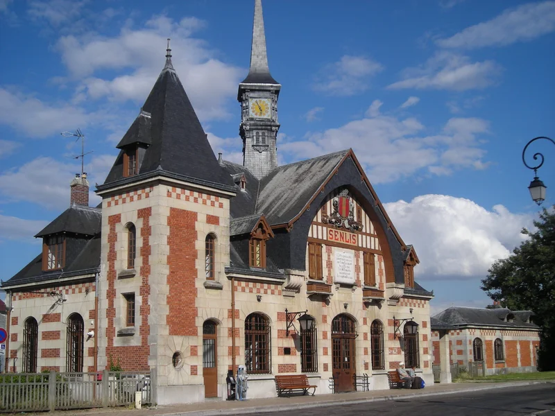 Vélo de route Liaison Senlis-Forêt Ermenonville — Senlis