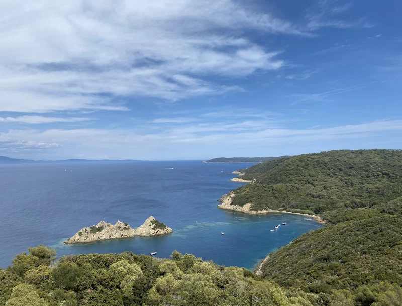 Randonnée Port-Cros - Tour de l'île, l'intégrale · Hyères