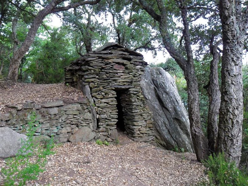 Randonnée Les Cabanes de Mataporc par Laroque — Laroque-des-Albères