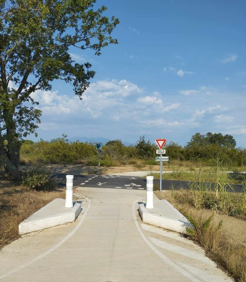 Vélo de route Eurovélo 8 (2024) Tranche Montesquieu (Les Trompettes Hautes) / Argelès-sur-Mer — Montesquieu-des-Albères