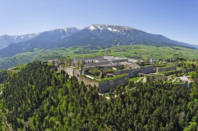 Randonnée Fortifications de Mont-Louis (PR3) — Mont-Louis
