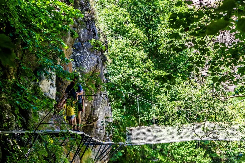 Randonnée Les Gorges de la Carança jusqu'au pont de pierre — Thuès-Entre-Valls