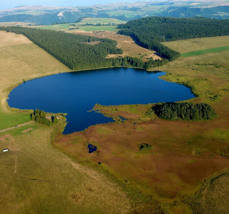 Randonnée Lac de Bourdouze — Besse-et-Saint-Anastaise