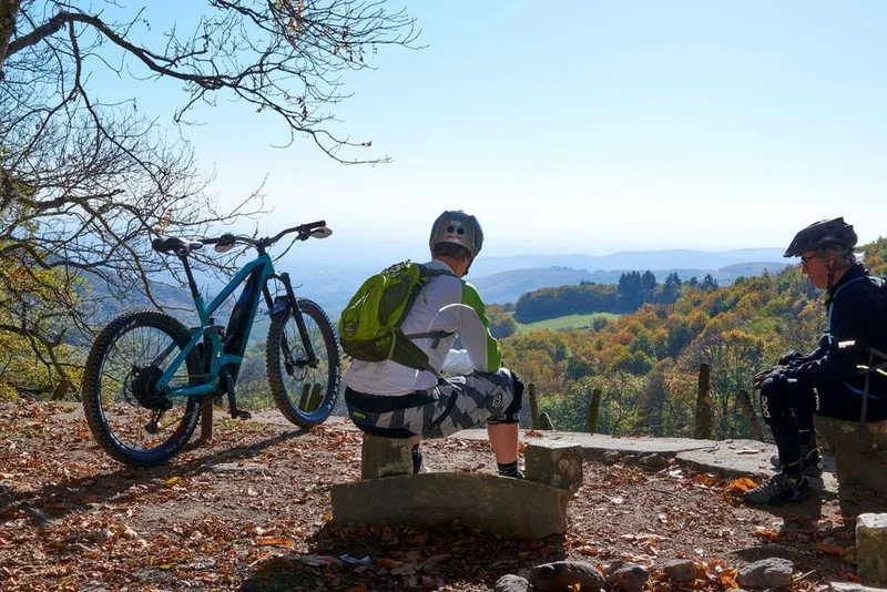 VTT Circuit VTT 65 - Le Château de Saint Bonnet — Chevinay