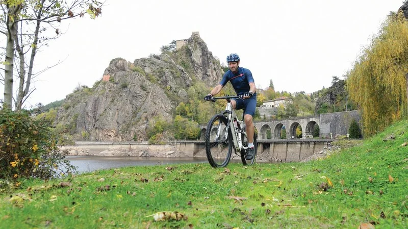 VTT VTT N°113 Le grand tour de Saint-Paul en Cornillon — Cornillon