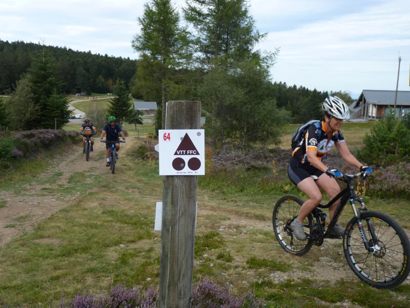 VTT Les deux boules (circuit n°62) — Chalmazel-Jeansagnière