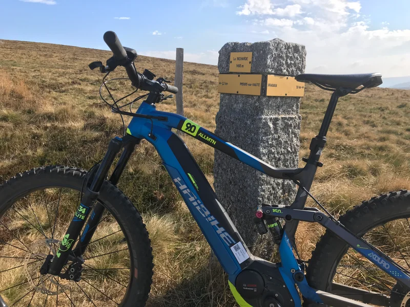 VTT Les deux cols (circuit n°63) — Saint-Pierre-la-Bourlhonne