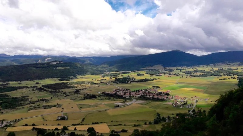 VTT La Trompe (Base VTT FFCT - parcours n°12) — Vassieux-en-Vercors