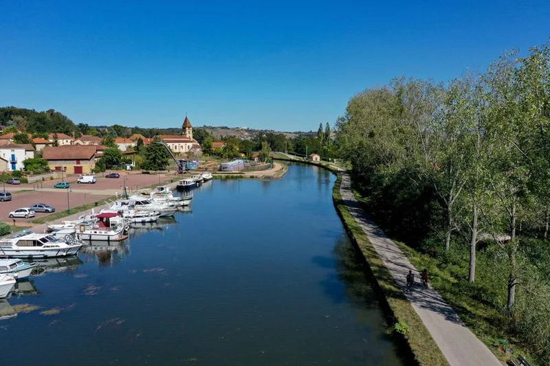Vélo de route Entre Véloire et Villages de Caractère - 2J/1N - En boucle à partir de Roanne — Roanne