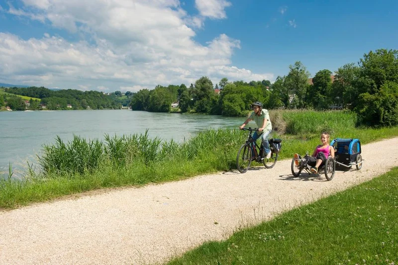 Vélo de route ViaRhôna à vélo - Étape 04 - Vulbens > Seyssel — Vulbens