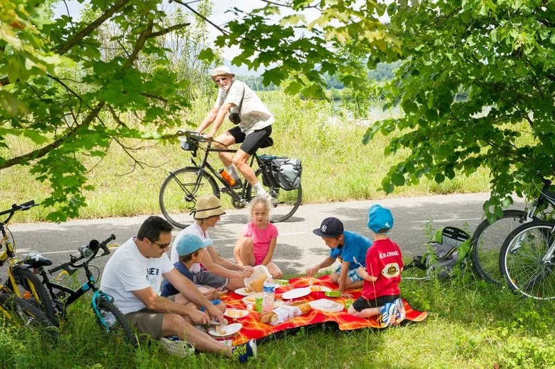 Vélo de route ViaRhôna à vélo - Étape 06 - Belley > Groslée — Belley