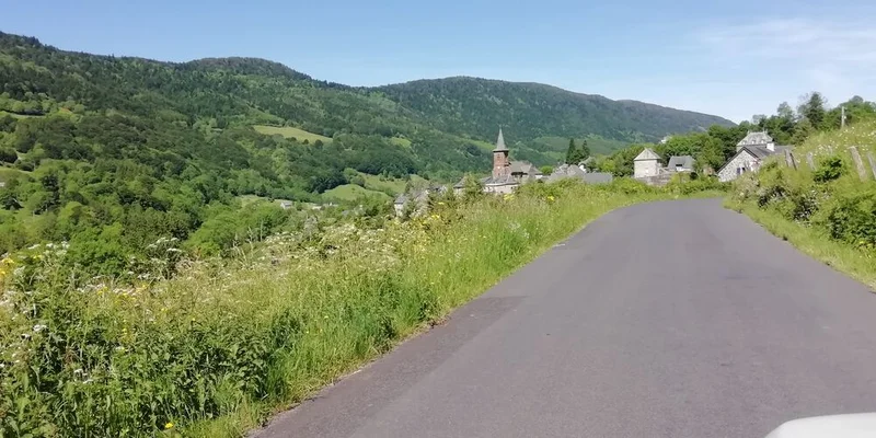 Vélo de route VAE  Cœur de Volcan - 60 kms — Le Claux