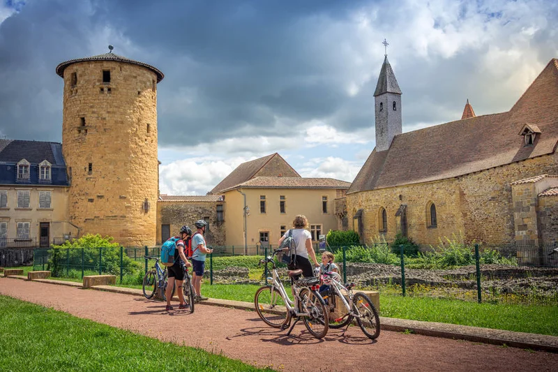 Vélo de route Boucle cyclable R1 : Du Charluais au Brionnais — Charlieu