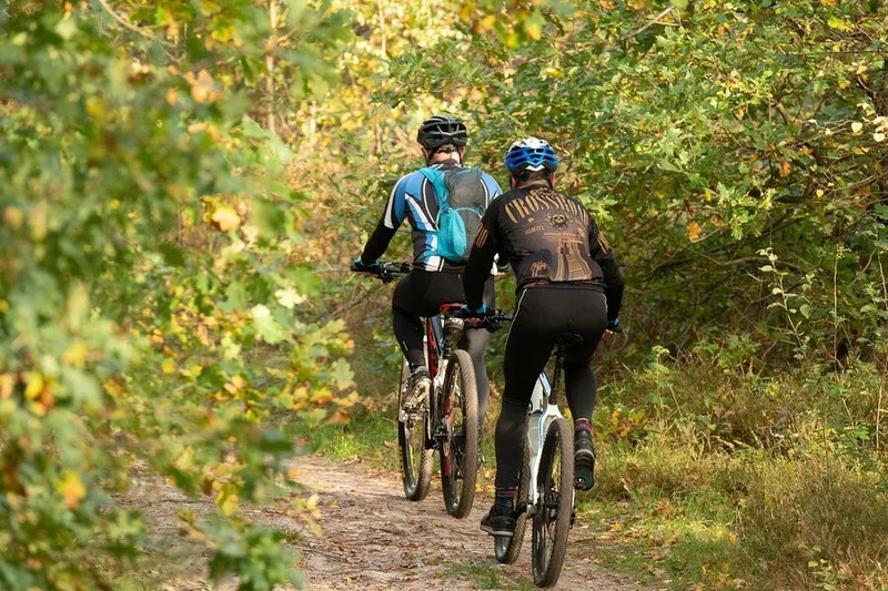 VTT VTT - Basse vallée de la Cère — Vic-sur-Cère