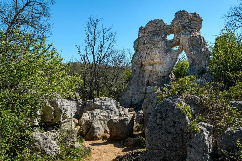 VTT Grande Traversée de l'Ardèche VTT Etape 6 de Les Vans à Vallon Pont d'Arc — Les Vans