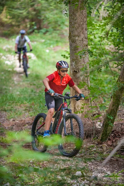 VTT Parcours VTTAE 30 rouge - La Semine - Espace FFC Ain Forestière — Giron