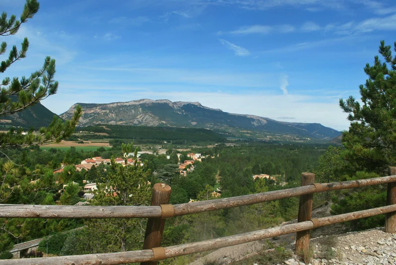 Randonnée Le Vieil Eyguians (N°19) — Eyguians