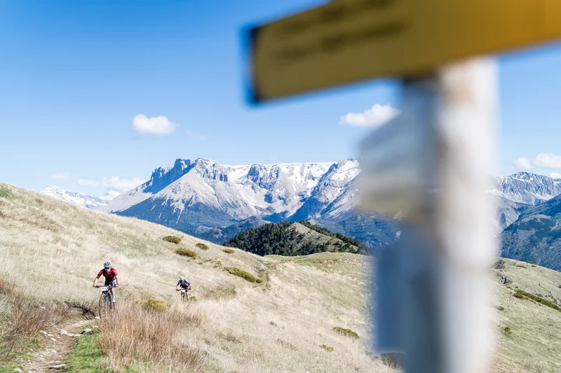 VTT Grand Tour de Céüse (VTT n°40 noir) — La Roche-des-Arnauds