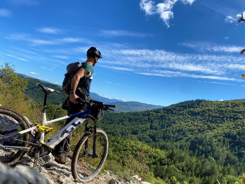VTT Aux portes de la vallée du Jabron à VTT (N°15) — Sisteron