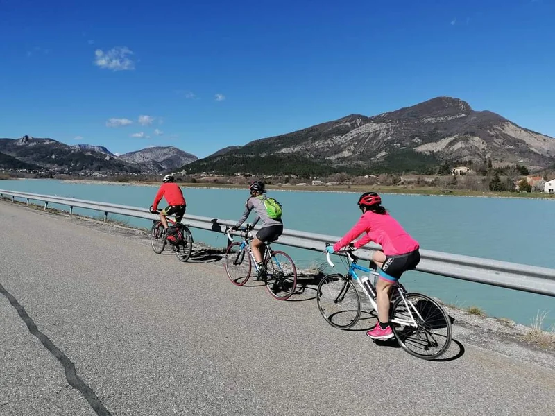 Vélo de route Le Petit et le Grand Buëch à vélo (N°5) — Serres