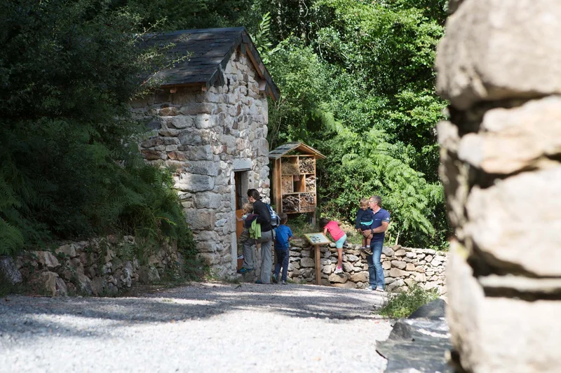 Randonnée Chemin de Tsaquarello et variante sentier de Payrac — Nages