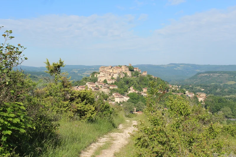 Randonnée Chemin du Grain de sel — Saint-Marcel-Campes