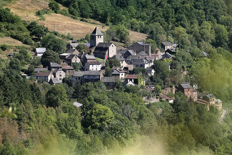 Randonnée Circuit du patrimoine de Lagarde Viaur — Montirat